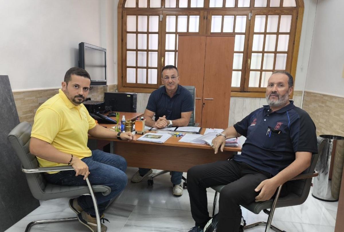 Imagen de archivo de una reunin entre la FSC-CCOO y Obimace.