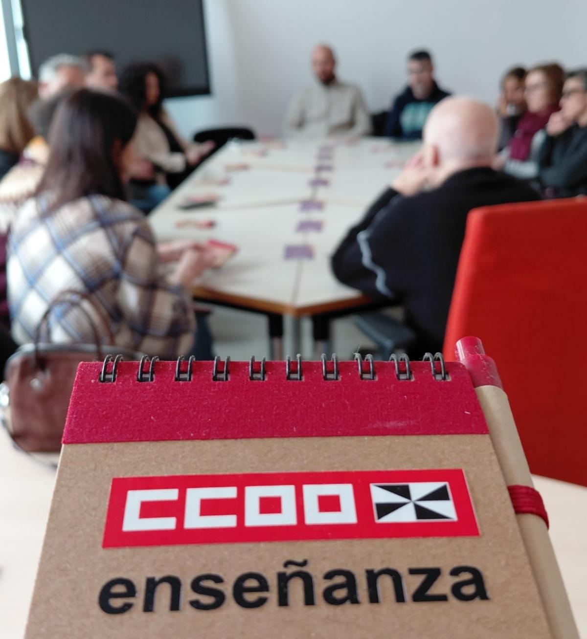 Imagen de archivo de una reunión de la Federación de Enseñanza de CCOO de Ceuta.